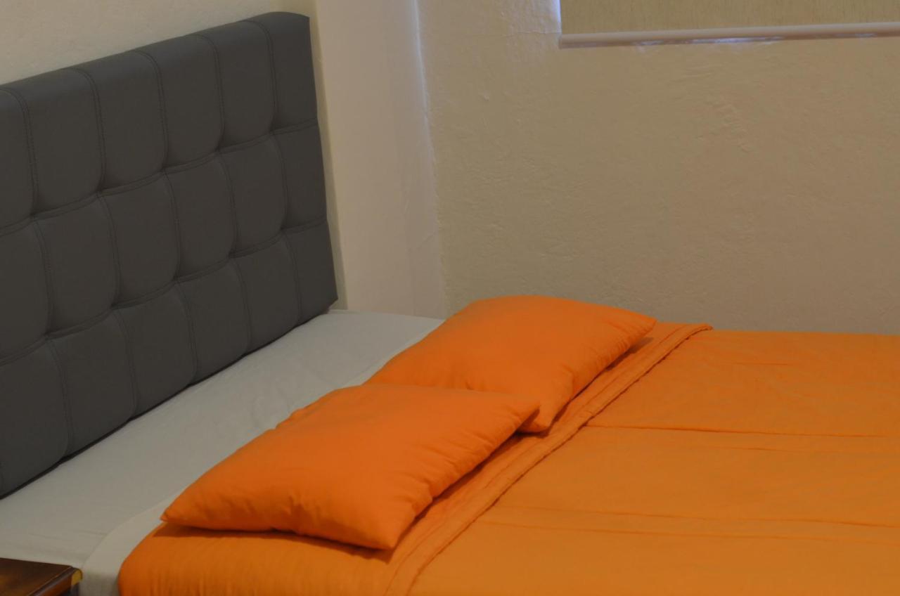 Hostal Siberia Cuenca Exterior foto